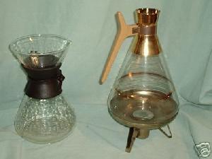 http://dmreed.com/images/thumbs/two_vintage_coffee_pots-17kb-400.jpg